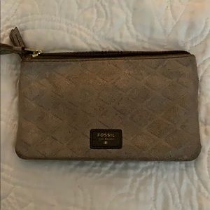 Pewter Fossil clutch